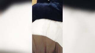 气质尤物轻熟女女神，先自慰再啪啪，无套操逼手持镜头最后内射